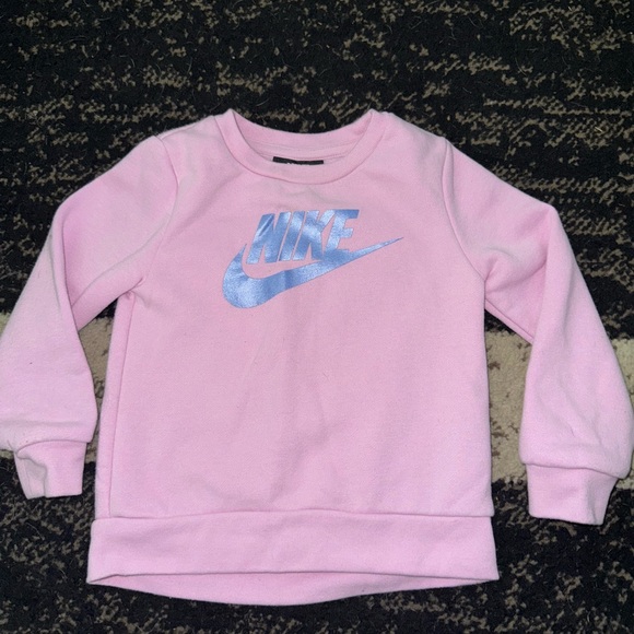 Nike Sweatshirt - Picture 1 of 3
